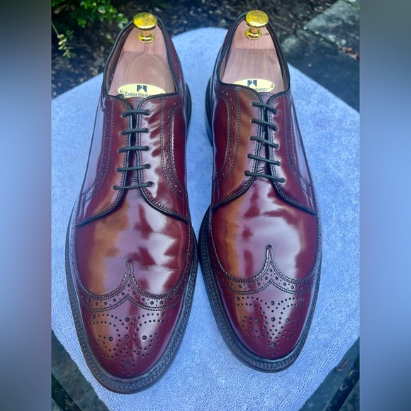 Allen Edmonds MacNeil Leather Longwing Brogues Burgundy 11 EE Made In USA 🇺🇸 - Picture 1 of 12